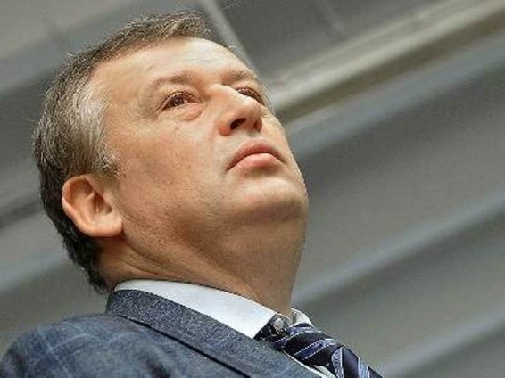 Լենինգրադի նահանգապետը մետրոյով է աշխատանքի գնացել