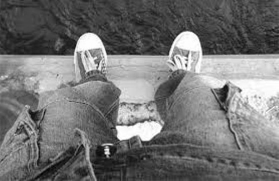 Տնօրենը բարկացել է գումարը չվճարելու համար. դպրոցականները փորձել են ինքնասպան լինել