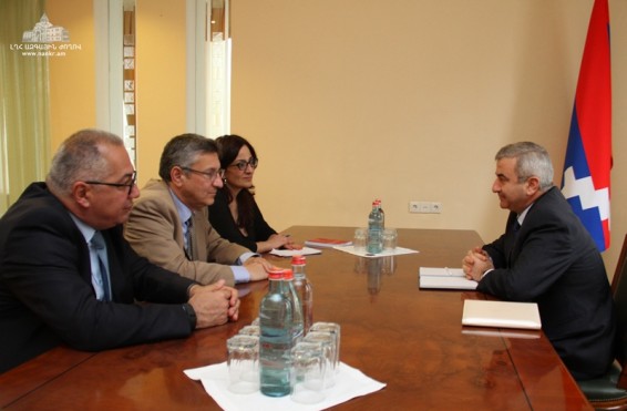 Աշոտ Ղուլյանն ընդունել է ԱՀՀ պատվիրակությանը
