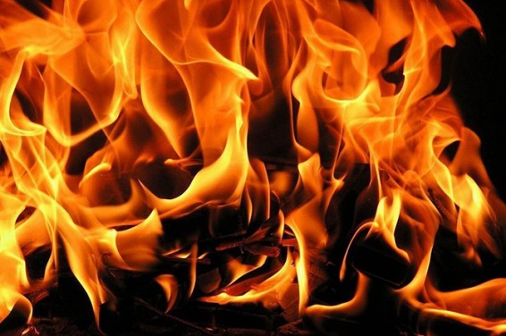 Пожар произошел на складе горючего в воинской части в Армении, среди военнослужащих есть пострадавшие