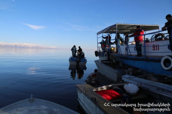 Փրկարարներն ափից մոտ 300 մ հեռավորության վրա գտել են Սևանա լճում անհետ կորած քաղաքացու դին