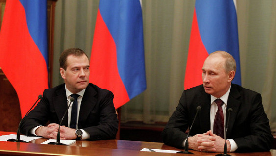 Песков анонсировал встречу Путина и Медведева