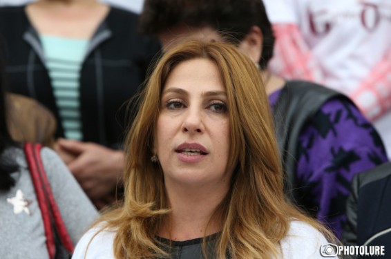 Մի երթուղայինում 34-37 ուղևոր է կիսապպզած երթևեկում. «Երկիր ծիրանի»-ն շրջայց իրականացրեց Երևանի կանգառներում