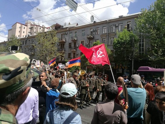 В Ереване прошло шествие «Бессмертного полка»