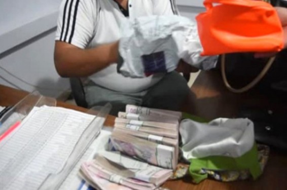 Թուրքիայում 74-ամյա տատիկի կողմից ավտոբուսում մոռացված պայուսակում 50.000 դոլար է հայտնաբերվել