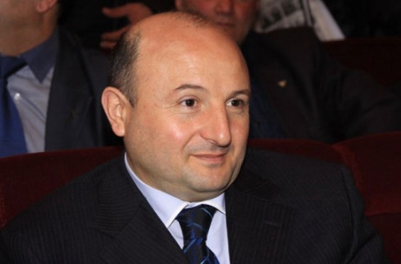 Հիմարություն է, որը ձանձրույթ է առաջացնում. Վարդան Ղուկասյանը որդու կողմից գազալցակայանի աշխատակիցներին ծեծի ենթարկելու մասին