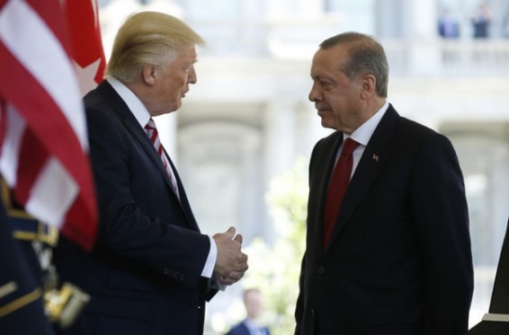 Թրամփն Էրդողանից պահանջել է ազատ արձակել Թուրքիայում բանտարկված ամերիկացի հոգևորականին