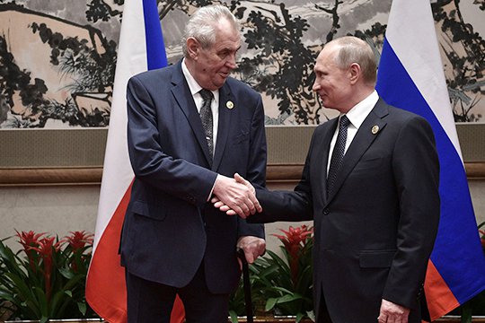 Չեխիայի նախագահը Պուտինի ներկայությամբ առաջարկել է «վերացնել» լրագրողներին. NYT