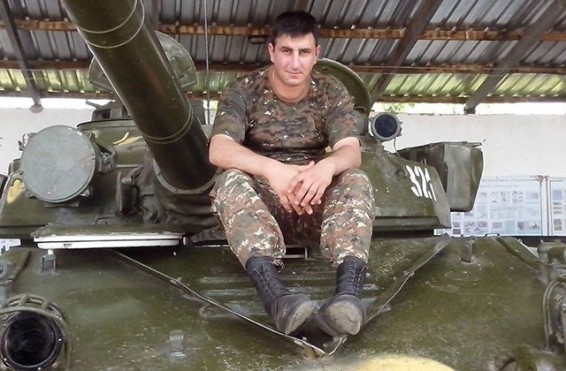 «Մի երեք հատ շուն կա, գնամ սատկացնեմ՝ գամ». այսօր Արցախում զոհված Մոնթեի ծննդյան օրն է