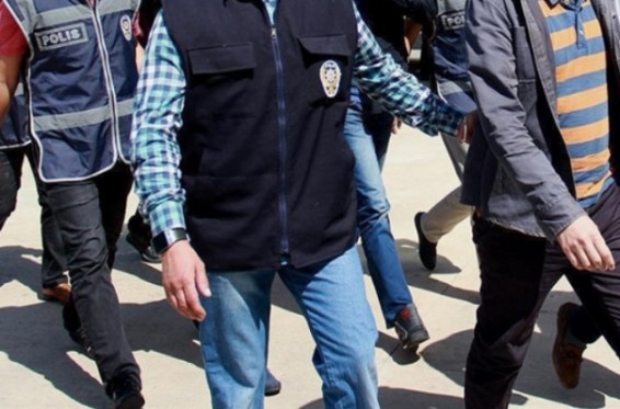 Լայնամասշտաբ ձերբակալություններ են սկսվել Անկարայի քաղաքապետարանում և Թուրքիայի երկու նախարարությունում