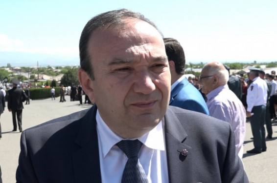 Video. Ուսուցիչների համար նվազագույն՝ բազային աշխատավարձ կսահմանվի. ԿԳ նախարար