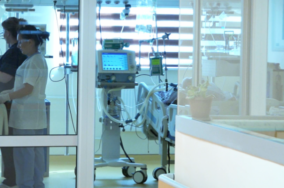 Վանաձորում վերելակի հորանն ընկած 14-ամյա երեխայի մոտ կա կոնքի 2 ոսկրի և 2 ազդրի կոտրվածք. վիճակը կայուն ծանր է