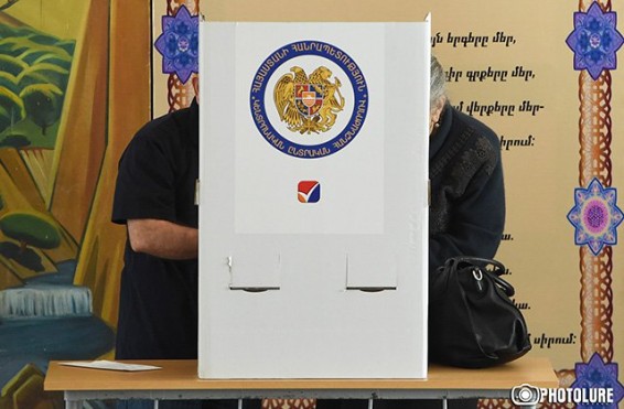 Քննիչները մեղադրանք են առաջադրել այլ անձի փոխարեն քվեարկած անձին