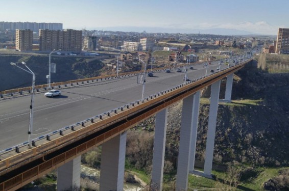 Դավթաշենի կամրջից 13-ամյա երեխայի ընկնելու դեպքի առթիվ քրեական գործ է հարուցվել