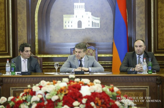 Վարչապետն ընդունել է  «Սկոլկովո» բիզնես դպրոցի ներկայացուցիչներին