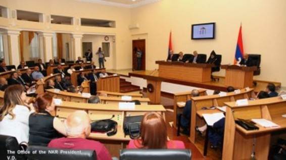 Բակո Սահակյան. Կուսակցությունները հայ ժողովրդի համար ճակատագրական պահերին կարողանում են միավորվել