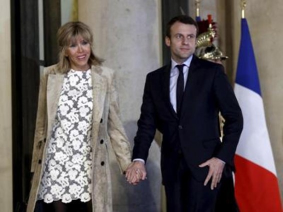 Ֆրանսիայի նախագահն ու նրա կինը Ելիսեյան պալատի համար շուն են փնտրում
