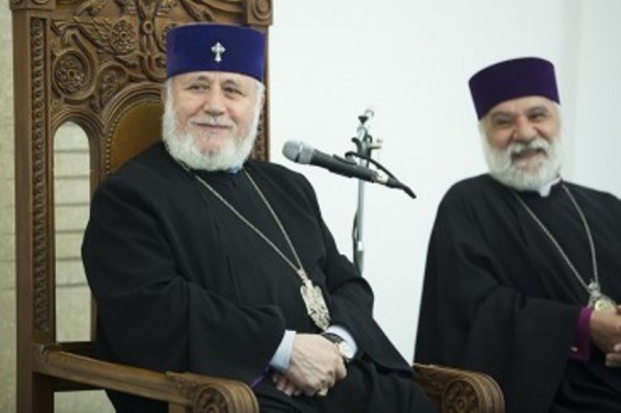 Ամենայն Հայոց Կաթողիկոսը հանդիպում ունեցավ ուխտավորների հետ