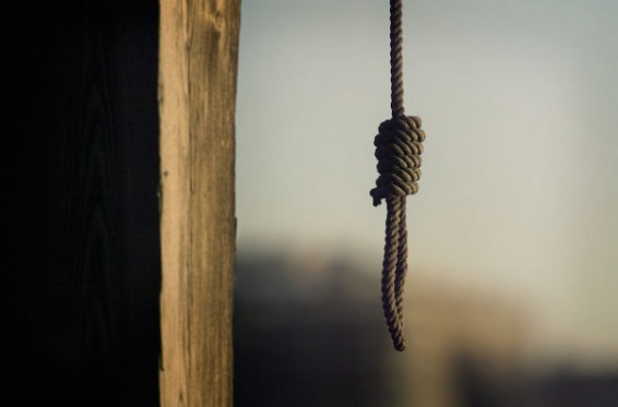 Ապարանում 28-ամյա աղջիկն ինքնասպան է եղել ննջասենյակում