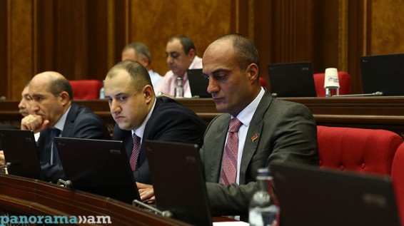 Депутат А. Сагателян: Непринятие поправок в закон об озере Севан приведет к более серьезным последствиям