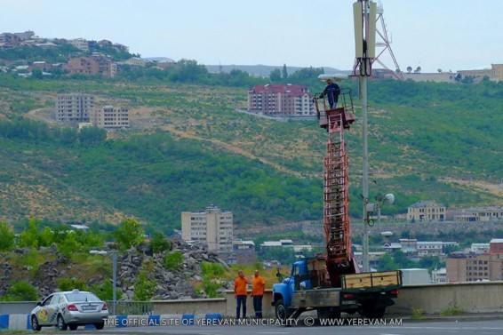 Ամենօրյա աշխատանքներ՝ Երևանի արտաքին լուսավորության ցանցում