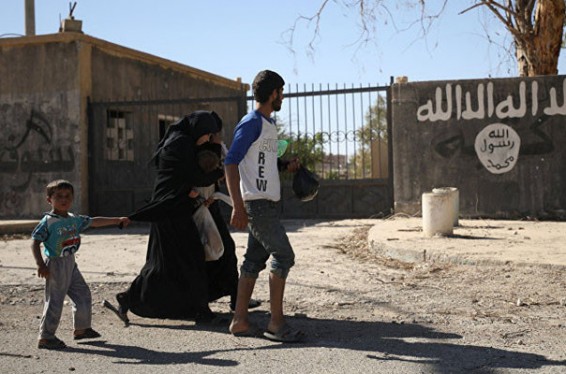 ԻՊ-ը Ռաքքայում որպես կենդանի վահան օգտագործում է խաղաղ բնակիչներին. YPG խոսնակ