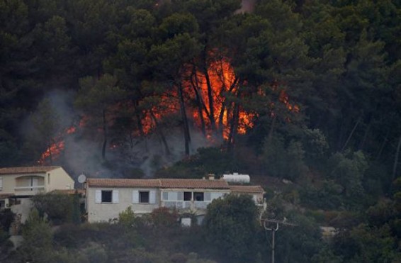 Ֆրանսիայի հարավում հրդեհների պատճառով տարհանվել է շուրջ 10 հազար մարդ