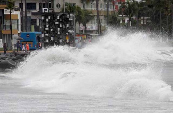 Մեքսիկայում մոլեգնում է «Ֆրանկլին» փոթորիկը