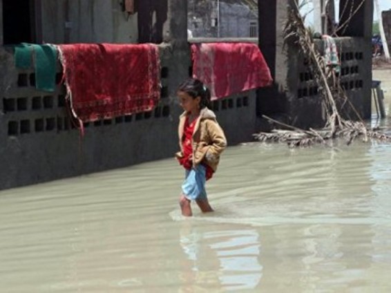 Իրանում ջրհեղեղների հետեւանքով 2 մարդ է զոհվել