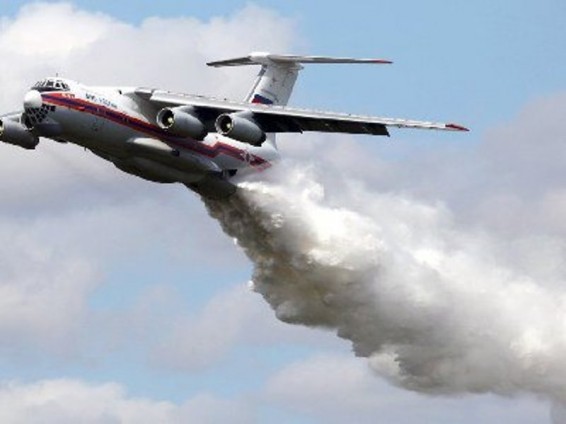 Российский самолет «ИЛ-76» совершает двенадцатый полет над заповедником «Хосровский лес»