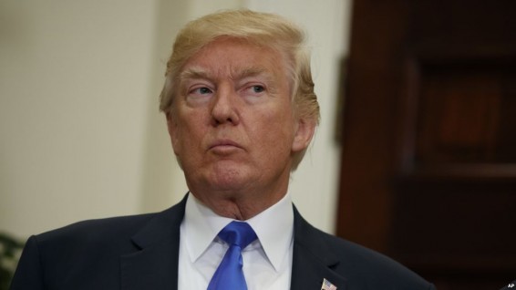 Раскол между Трампом и его партией рассматривается как беспрецедентный