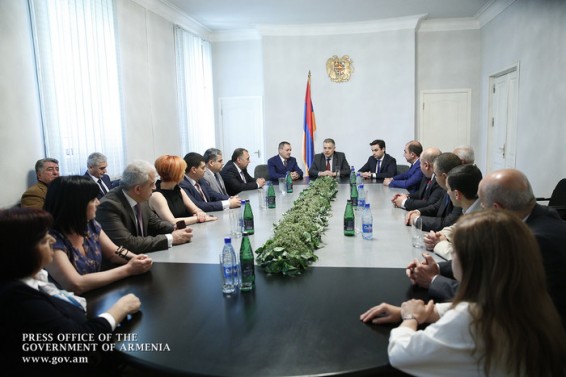 ՀՀ կառավարության աշխատակազմի ղեկավար-նախարարը ներկայացրել է ՀՀ ԿԱ քաղավիացիայի գլխավոր վարչության նորանշանակ պետին