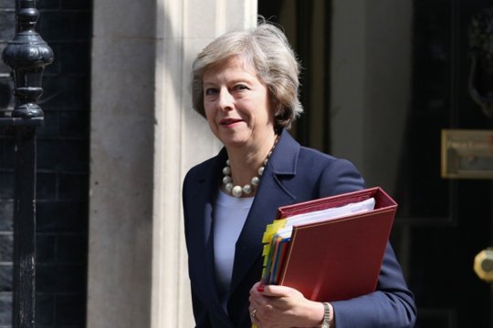 Մեծ Բրիտանիայի վարչապետը պատրաստվում է լքել պաշտոնը. ԶԼՄ-ներ