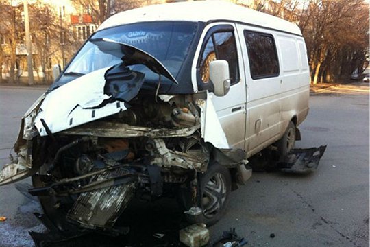 Երևանում 71 համարի երթուղայինը վթարի է ենթարկվել. տուժողներից մեկի վիճակը կայուն ծանր է