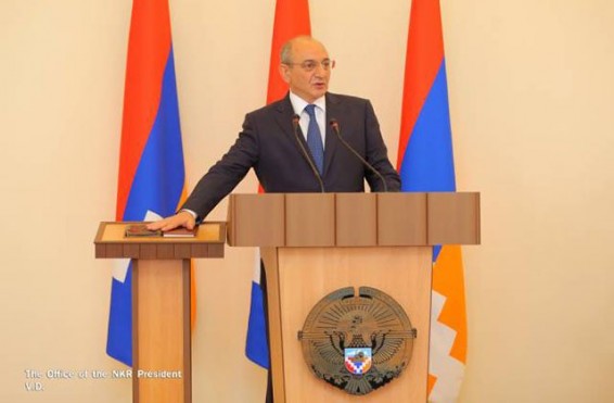 Բակո Սահակյանը պաշտոնապես ստանձնել է Արցախի ղեկավարի պաշտոնը