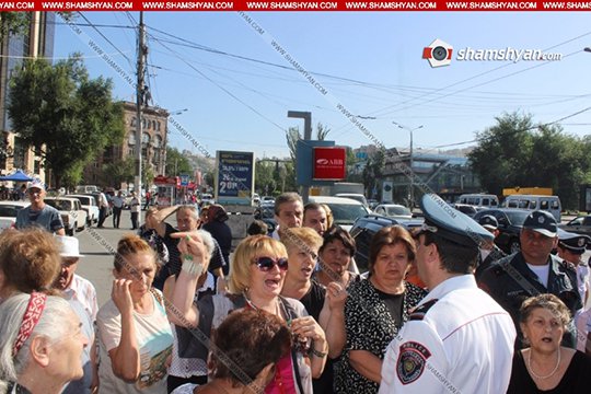 Լարված իրավիճակ «Վերնիսաժում»